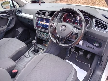 2019 Volkswagen Tiguan - thumbnail 9