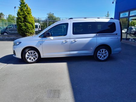 2025 Ford Tourneo Connect Wheelchair Accessible