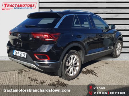 2024 Volkswagen T-Roc - thumbnail 3