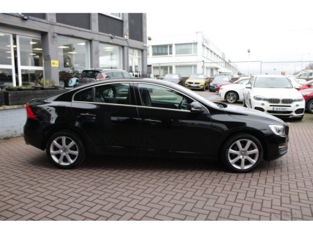 2017 Volvo S60 - thumbnail 3