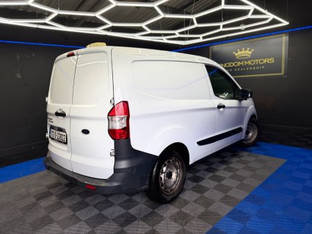 2017 Ford Courier  €6,400 thumbnail