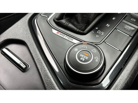 2019 Volkswagen Tiguan HIGHLINE (4MOTION-AUTO-LEATHER) 360 CAMERAS-77,000KMS-AUTO €28,900 thumbnail