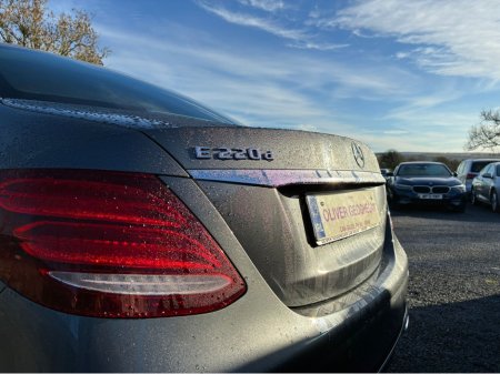 2017 Mercedes-Benz E Class - thumbnail 18