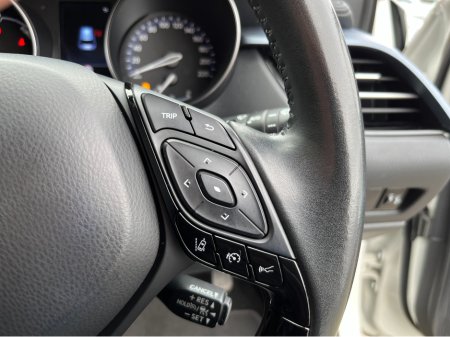 2021 Toyota C-HR - thumbnail 23