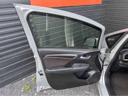 2013 Honda Fit - thumbnail 16