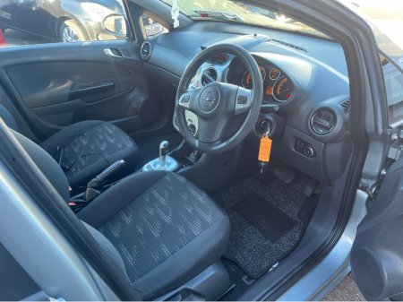 2011 Opel Corsa SC 1.2I 16V EASYTRONIC 5 5DR ELEGANCE €4,500