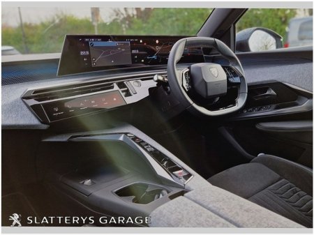 2025 Peugeot 3008 E3008 GT €39,995 thumbnail