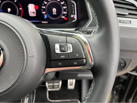 2020 Volkswagen Tiguan - thumbnail 28