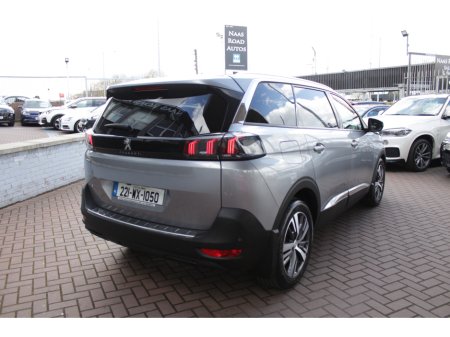 2022 Peugeot 5008 - view 4