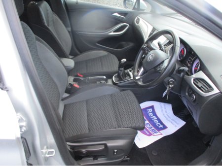 2020 Opel Astra ASTRA+ SRI 1.5 TURBO D 105P 5DR €14,950 thumbnail