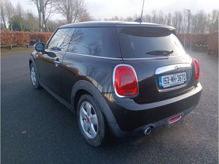 2015 MINI One Mini //One//1.2L// Automatic//3 Door €11,950 thumbnail