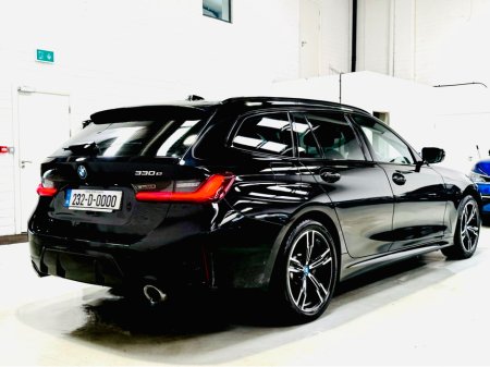 2023 BMW 3 Series - thumbnail 6