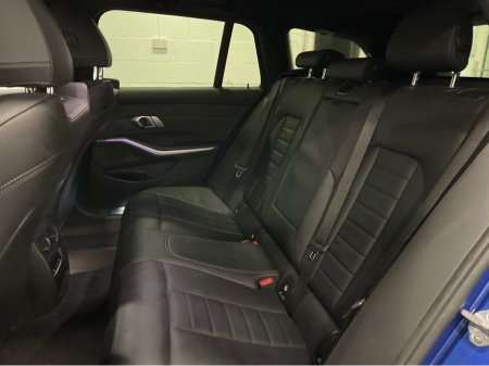 2019 BMW 3 Series 330 E M SPORT ***HI SPEC***GLASS SUNROOF***FINANCE AVAILABLE***PREMIUM CARS IN THE NORTH EAST*** €23,950 thumbnail