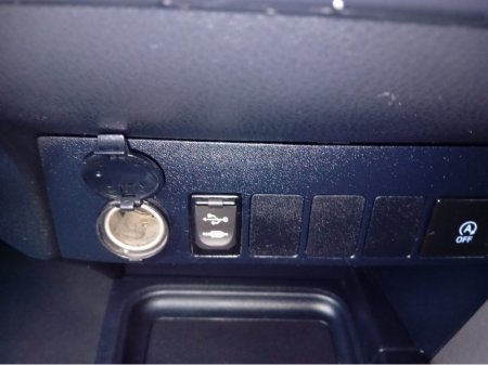 2017 Toyota Rav4 - thumbnail 26