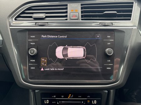 2021 Volkswagen Tiguan - thumbnail 18