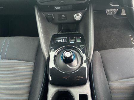 2020 Nissan Leaf 40K EV SV PREMIUM 40KW '19 4DR AUTO €14,950 thumbnail