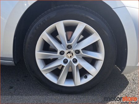 2022 Skoda Superb - thumbnail 9