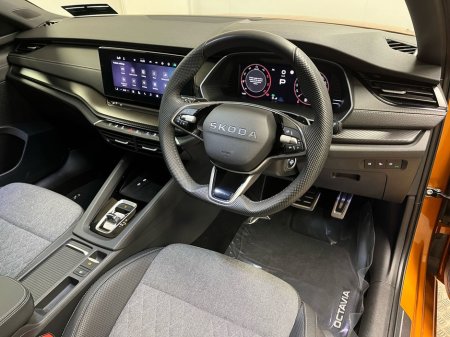 2025 Skoda Octavia Sportline Combi DSG 2.0TDI 150BHP - Reversing Camera - Climate Control - Heated Seats - Cruise Control - Keyless Start - Apple CarPlay/Android Auto €45,950 thumbnail