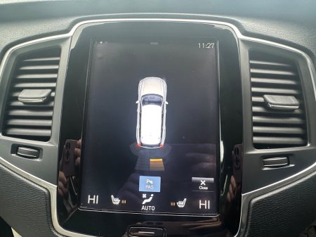 2017 Volvo XC90 D5 (235hp) AWD Momentum Geartronic thumbnail