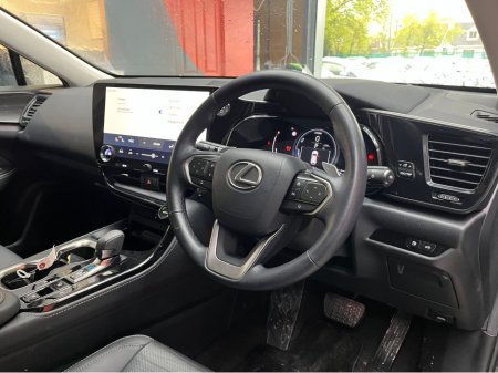 2023 Lexus NX 350h - thumbnail 10