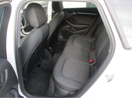 2018 Audi A3 - thumbnail 12