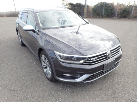 2018 Volkswagen Passat - thumbnail 2
