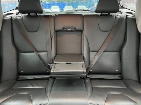 2017 Volvo XC60 D4 CLASSIC 2.0 D // OPENING PAN ROOF // LEATHER INTERIOR // DIGITAL CLUSTER €24,900 thumbnail