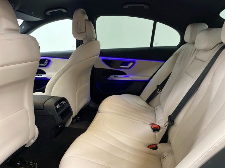 2025 Mercedes-Benz E Class E 300 e AMG Line Plus €76,950 thumbnail