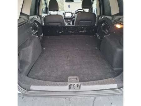 2019 Ford Kuga  €8,950 thumbnail