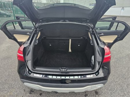 2019 Mercedes-Benz GLA Class - thumbnail 22