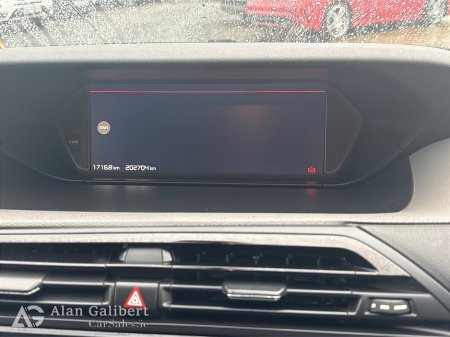 2017 Citroen Grand C4 Picasso 1.6 HDI 7 Seats FEEL  Automatic €13,995 thumbnail