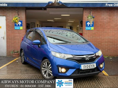 2017 Honda Fit 1.5 HYBRID RS AUTO €11,950 thumbnail