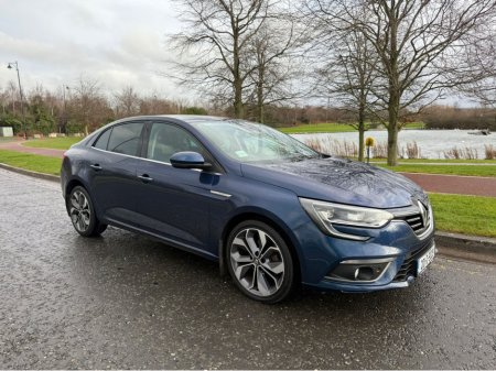 2020 Renault Megane ONE OWNER LOW MILEAGE SIGNATURE MODEL
