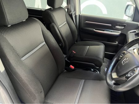 2017 Honda Stepwagon €21950! 2017 HONDA STEPWAGON SPADA HYBRID G SENSING 2.0 AUTOMATIC / CRUISE CONTROL / REVERSE CAMERA / AUTOMATIC DOORS AND MORE €21,950 thumbnail