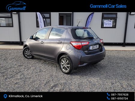 2020 Toyota Yaris - view 3