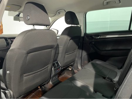 2019 Skoda Kodiaq 7S AMBITION 4X4 2.0 TDI 150HP €24,950 thumbnail