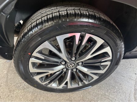 2021 Toyota Yaris - thumbnail 21