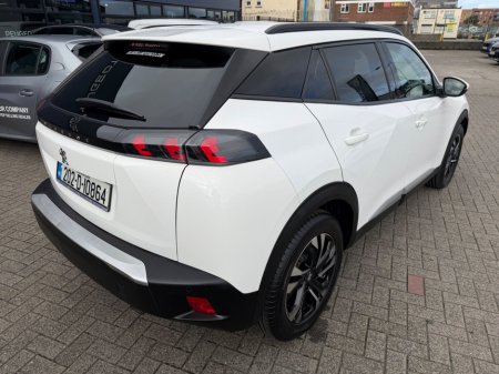 2020 Peugeot 2008 - thumbnail 5