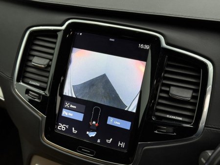 2015 Volvo XC90 - thumbnail 8