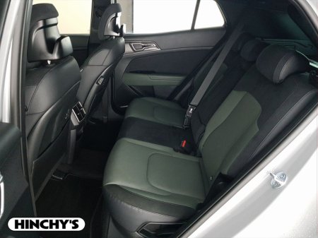 2025 Kia Sportage Plug-in Hybrid €45,900 thumbnail