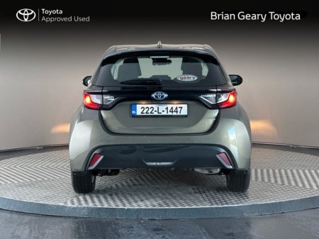 2022 Toyota Yaris HYBRID LUNA €22,950 thumbnail