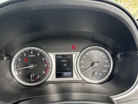 2017 Suzuki Vitara - view 3