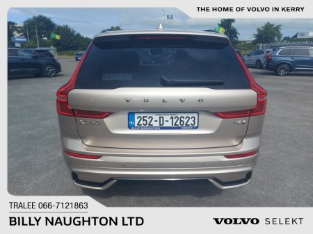 2025 Volvo XC60 T6 PHEV PLUS DARK AWD €71,950