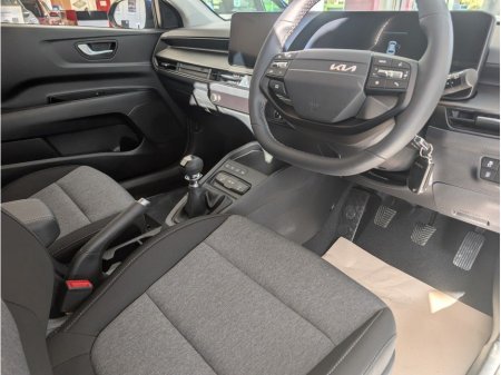 2026 Kia Stonic - thumbnail 6