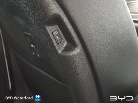 2024 Kia Sportage Anniversary Edition Hybrid. Cruise Control, Heated Seats, Heated Steering Wheel, Rear Charging Ports, Reversing Camera. €37,995 thumbnail