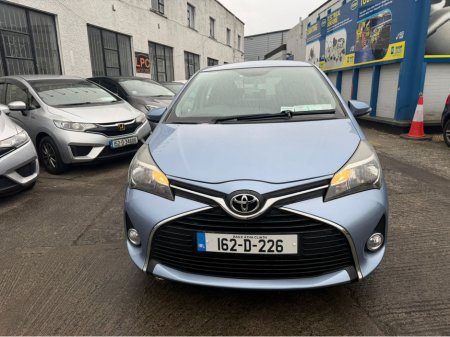 2016 Toyota Yaris - thumbnail 6