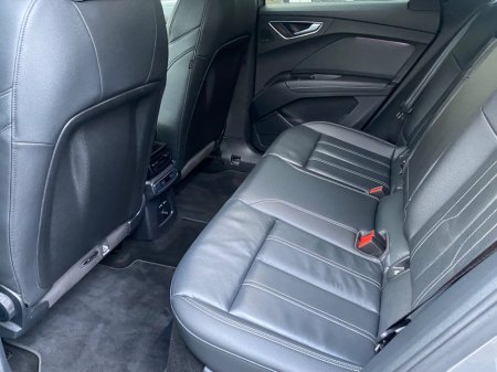 2025 Audi Q4 e-tron 45 S-Line Black Edition Quattro Auto EV €48,900 thumbnail