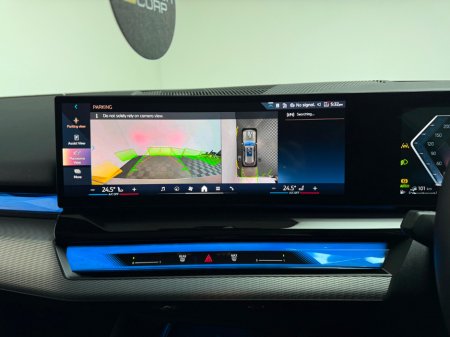 2025 BMW 5 Series - thumbnail 20