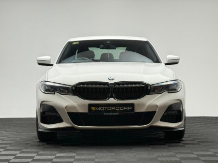 2020 BMW 3 Series 330E M SPORT €27,990 thumbnail