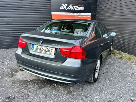 2010 BMW 3 Series - thumbnail 5